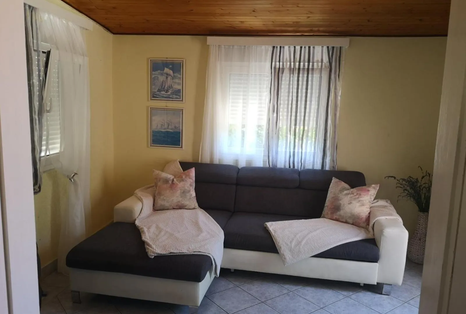 Kuca Za Odmor Timon Villa Barbat na Rabu
